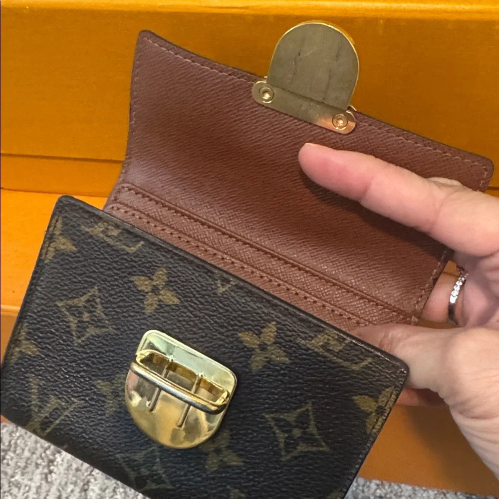 AUTHENTIC Louis Vuitton Black and Gold Monogram WALLET - Picture 10 of 14